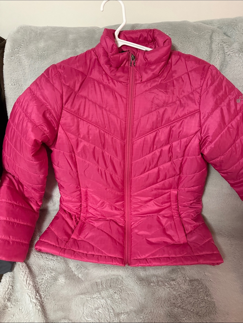 Women's Hot Pink Quilted Puffer Jacket